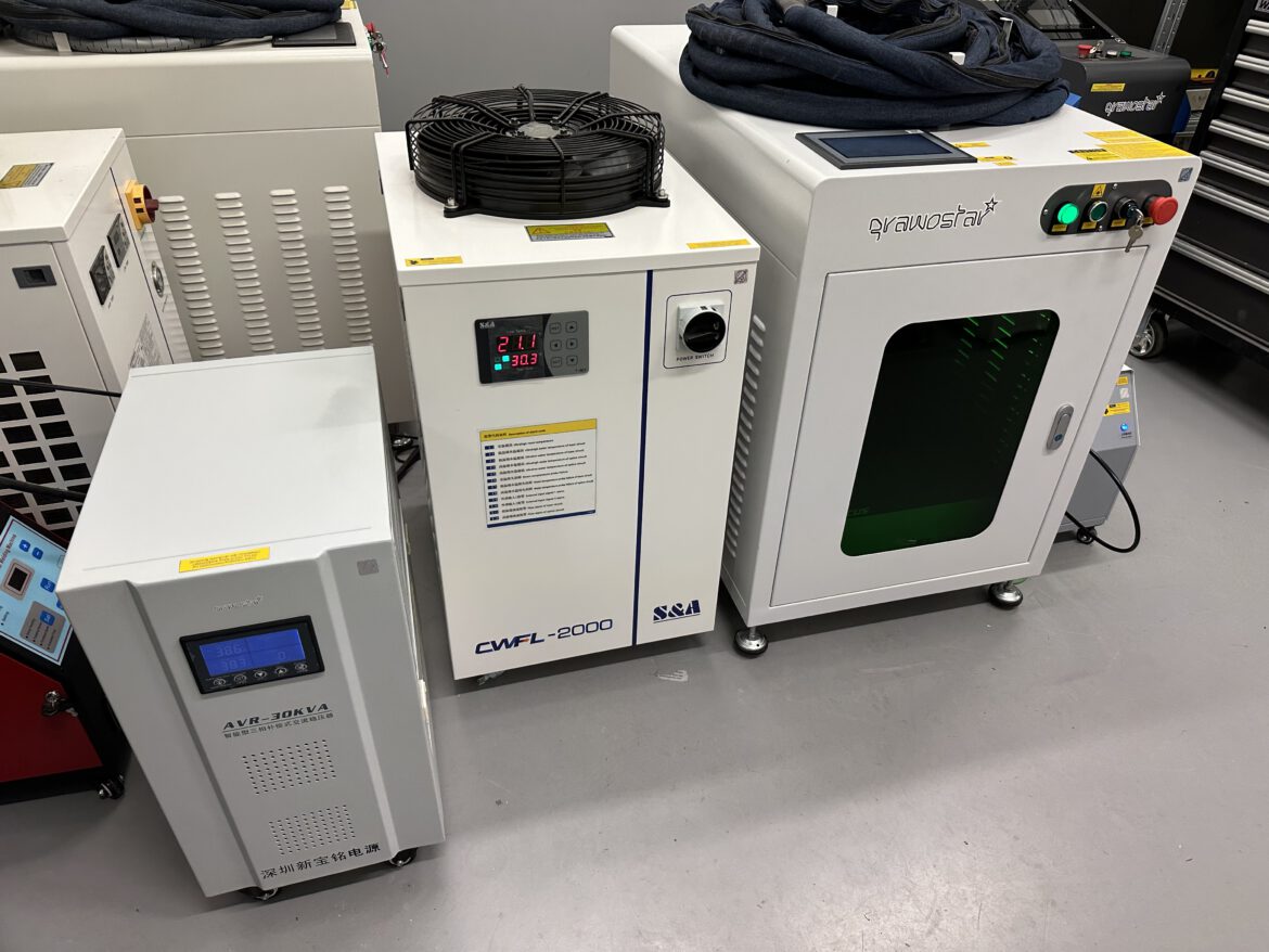 Laser Grawostar – wielofunkcyjne urządzenie, spawarka, przecinarka i czyszczenie – moc 2,5 kW mocny laser do czyszczenia Grawostar 2500 CL4